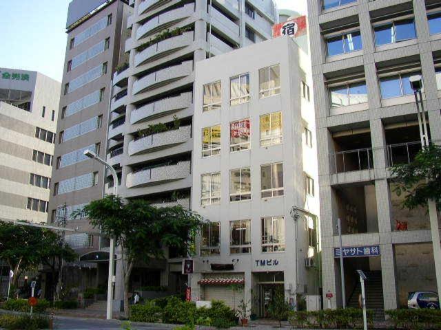 Grace Naha Hotel Bagian luar foto