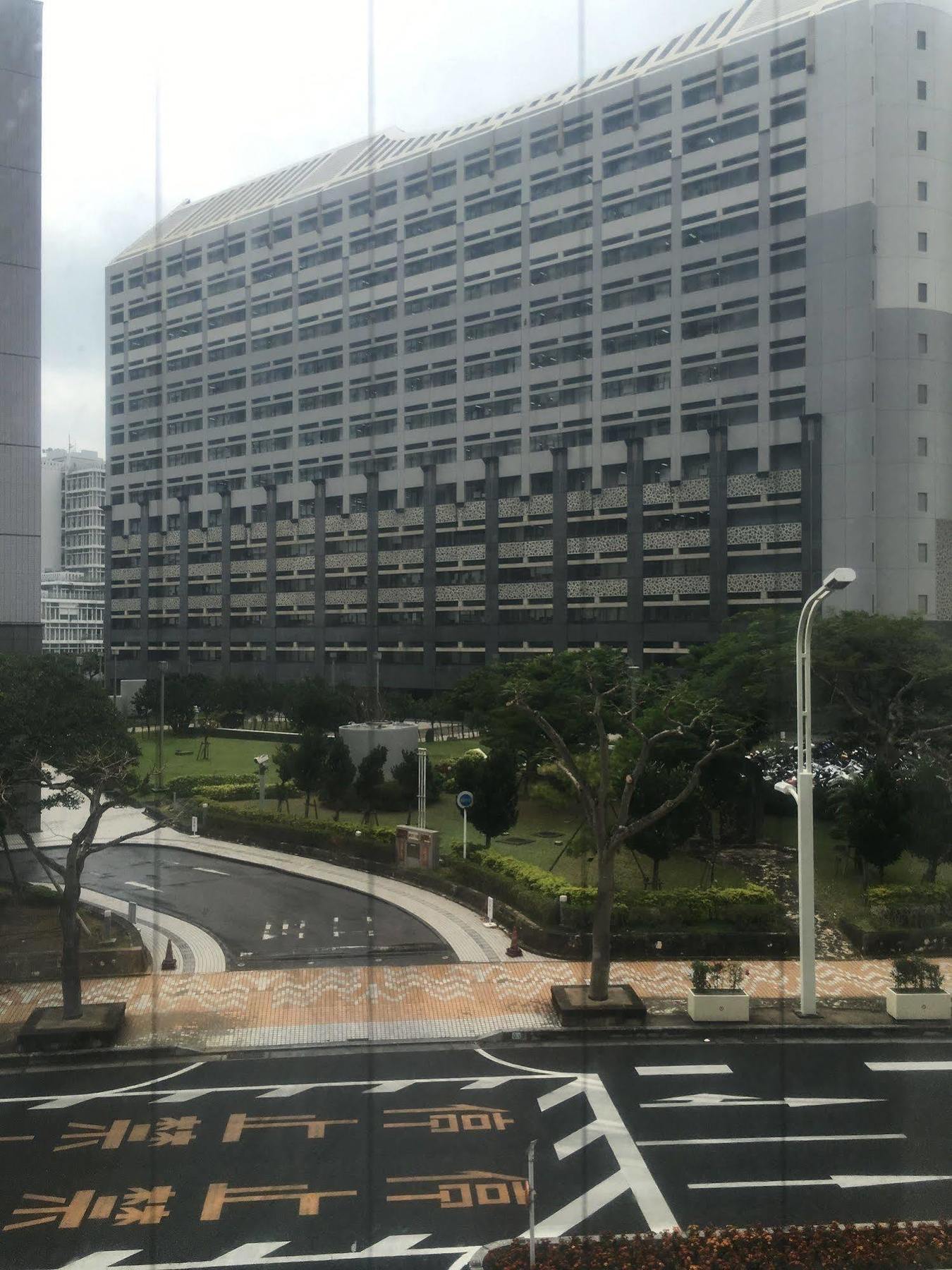 Grace Naha Hotel Bagian luar foto